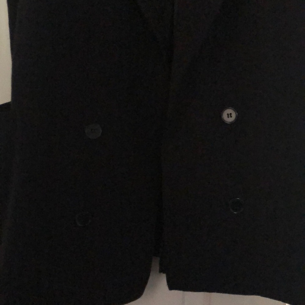 Vest - Picture 2 of 3